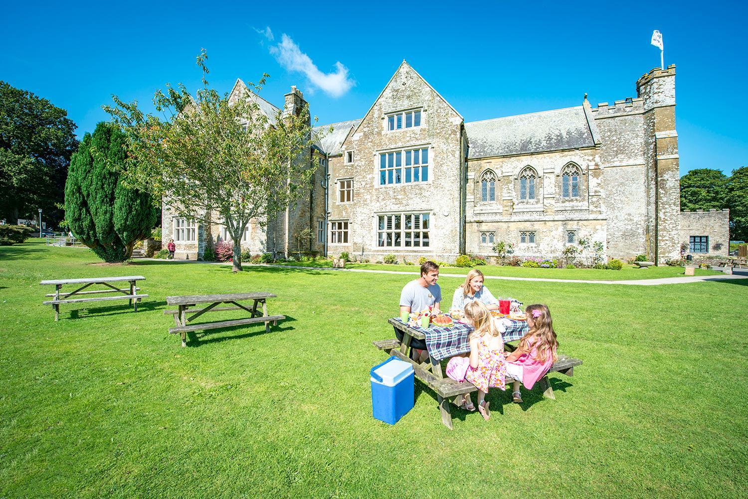 Trelawne Manor Holiday Park Looe Exterior foto